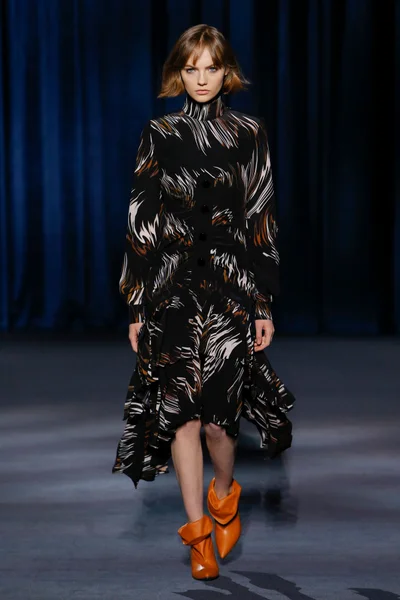 Look 36